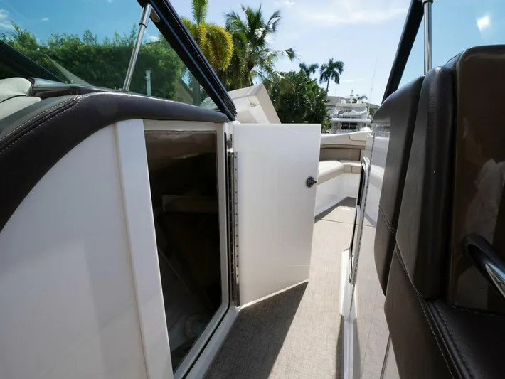  Yacht Photos Pics 2016 Formula 350 Cbr - Image 17