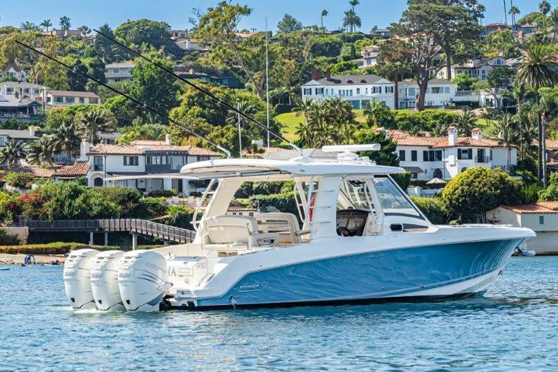 Boston Whaler 350 Realm Yacht Photos Pics 