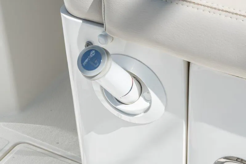 Boston Whaler 350 Realm Yacht Photos Pics 