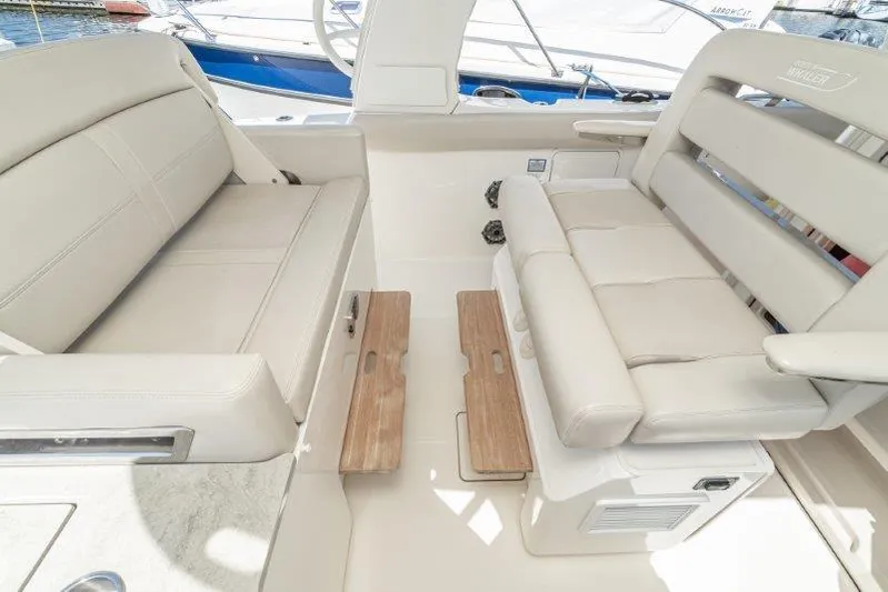 Boston Whaler 350 Realm Yacht Photos Pics 