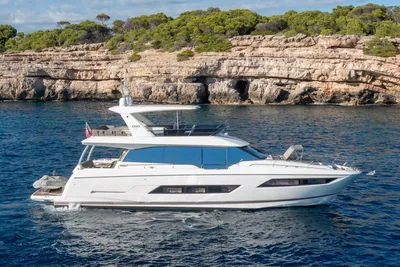 2016 Prestige 680