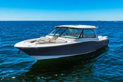 Grady-White Freedom 415