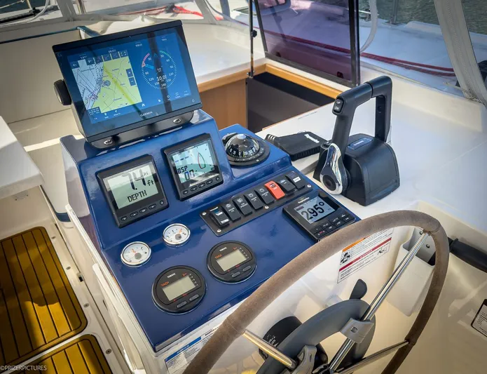 Miss Purrfect Yacht Photos Pics 