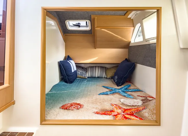 Miss Purrfect Yacht Photos Pics 