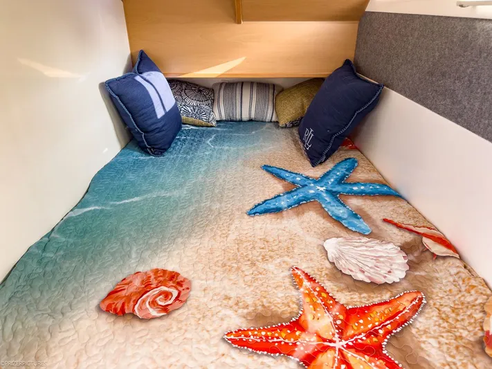 Miss Purrfect Yacht Photos Pics 