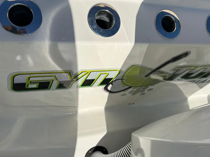 Gyn Tonic Yacht Photos Pics 