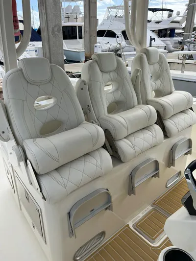 Gyn Tonic Yacht Photos Pics 