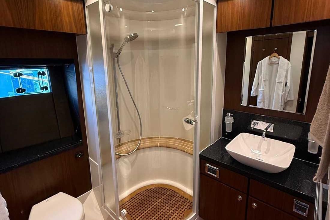 2014 Fairline 80 