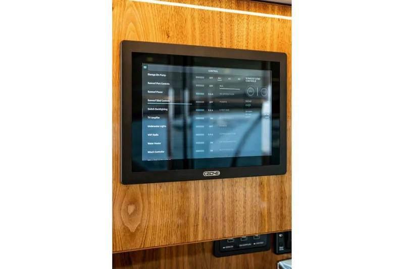 Jaaamn Yacht Photos Pics 2021 Riviera 575 Suv - Image 22