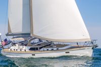2015 Hylas 70