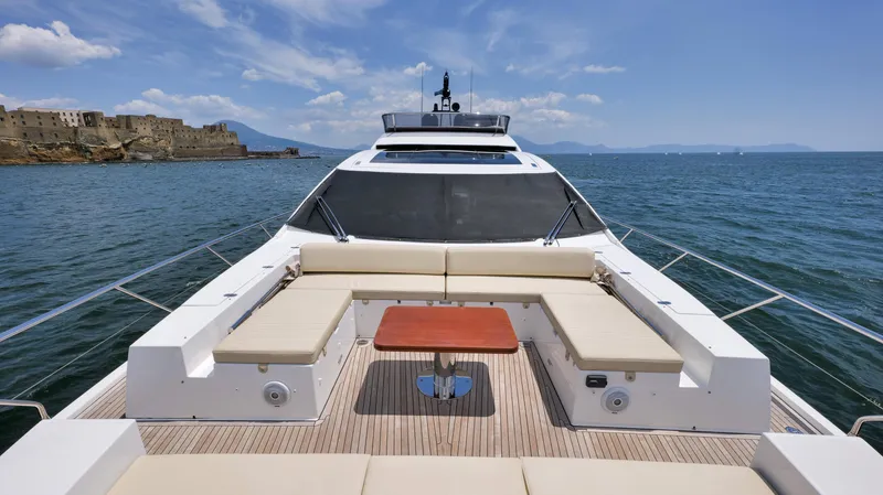 Elisa II Yacht Photos Pics 