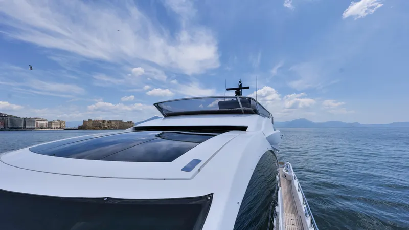 Elisa II Yacht Photos Pics Luxury Azimut 77 S yacht cruising on a sunny day, 2018 model.