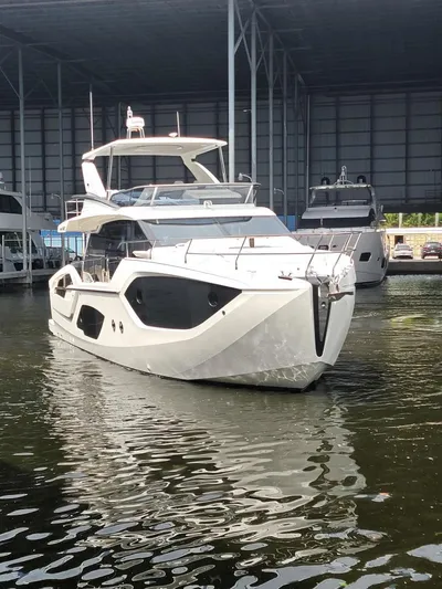  Yacht Photos Pics 2023 Absolute 52 Fly - Image 6