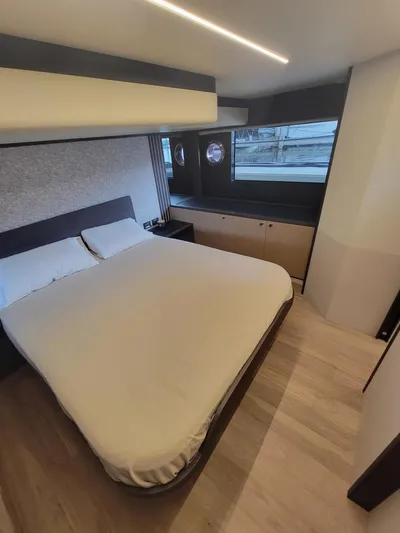  Yacht Photos Pics 2023 Absolute 52 Fly - Image 33