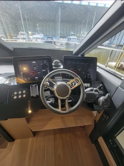  Yacht Photos Pics 2023 Absolute 52 Fly - Image 15