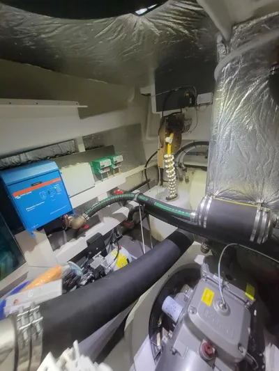  Yacht Photos Pics 2023 Absolute 52 Fly - Image 45