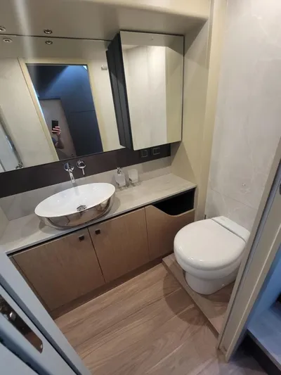  Yacht Photos Pics 2023 Absolute 52 Fly - Image 28