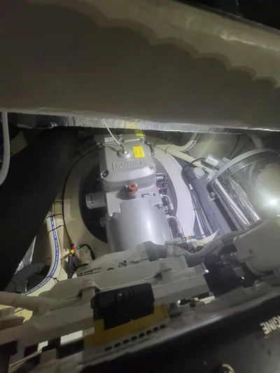  Yacht Photos Pics 2023 Absolute 52 Fly - Image 42