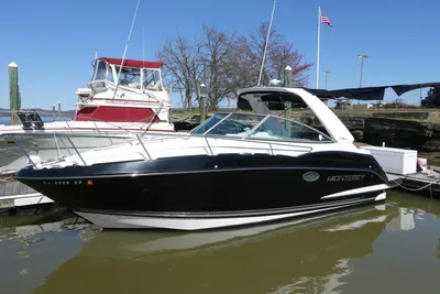 Monterey 295 Sport Yacht