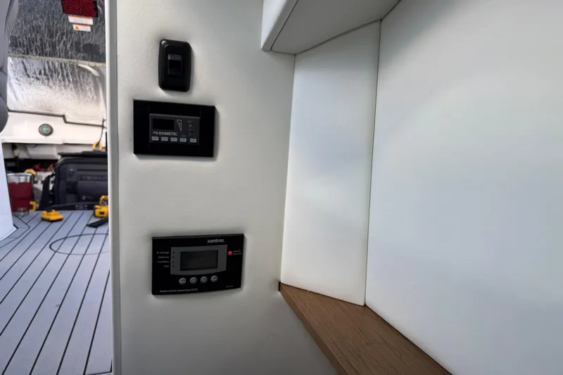 Parting Glass Yacht Photos Pics Air conditioning and inverter