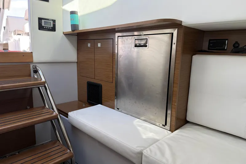 Parting Glass Yacht Photos Pics Cabin fridge