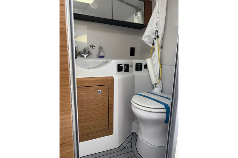 Parting Glass Yacht Photos Pics Head