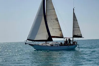 1973 Offshore Yachts Nantucket Clipper