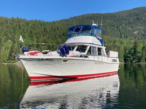 Uniflite 42 Double Cabin Fb