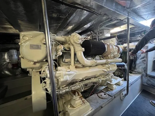 Pole Dancer Yacht Photos Pics 