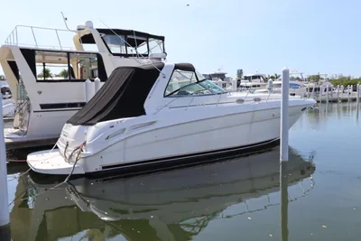 Sea Ray 380 Sundancer