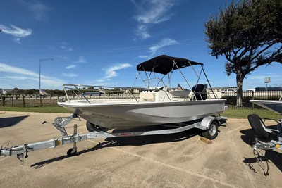 Boston Whaler 170 Montauk