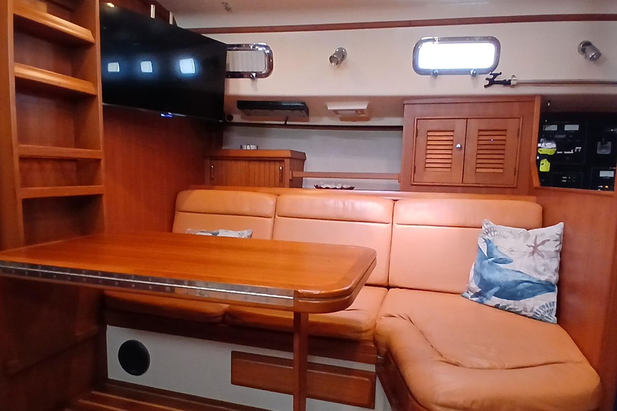 2006 Island Packet 45 