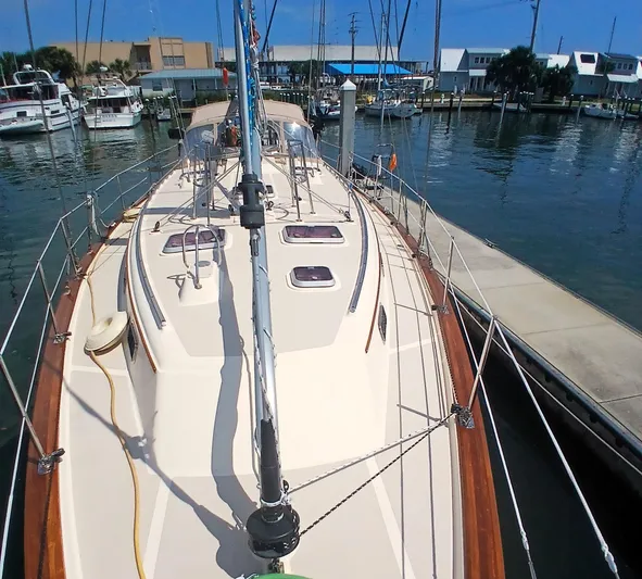 Nowhere To Be Yacht Photos Pics 