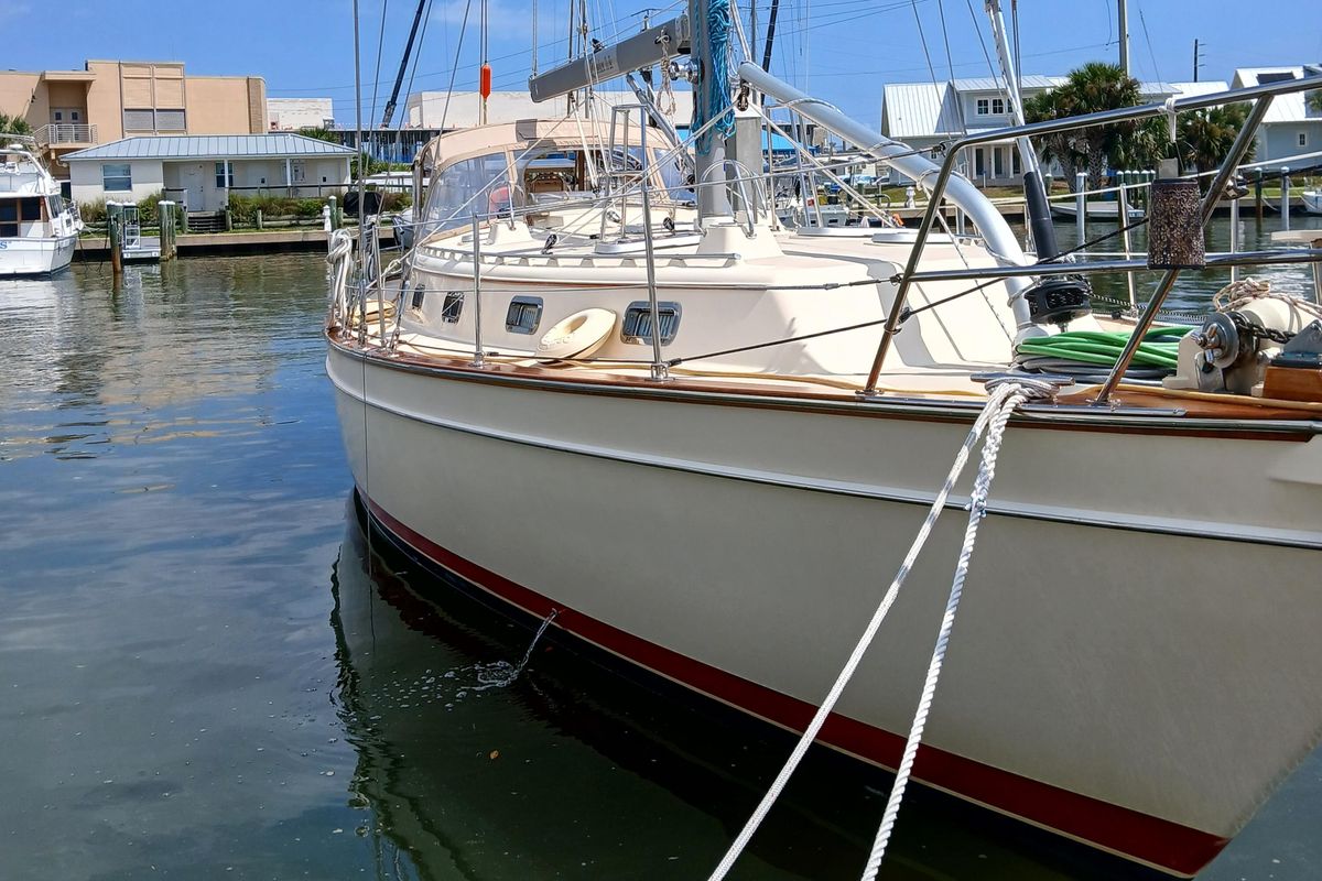 2006 Island Packet 45 