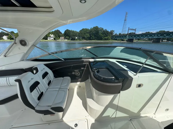  Yacht Photos Pics 2017 Sea Ray SLX 350 Outboard interior with seating and water view.