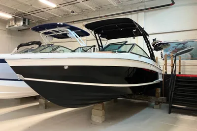 Cobalt R4 Surf