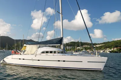 Lagoon 570
