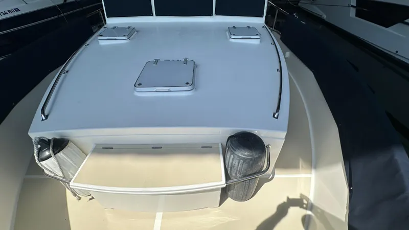 The Dog House Yacht Photos Pics 