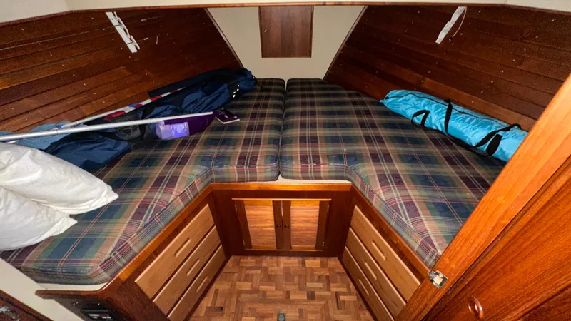 The Dog House Yacht Photos Pics 