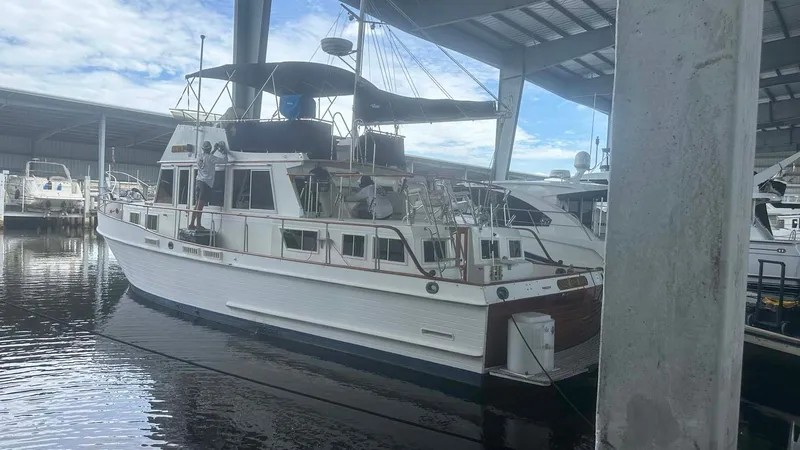 The Dog House Yacht Photos Pics 