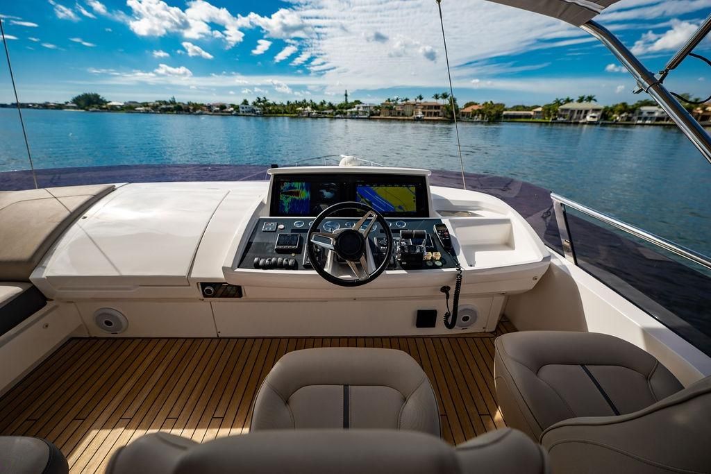 2016 Princess 65 