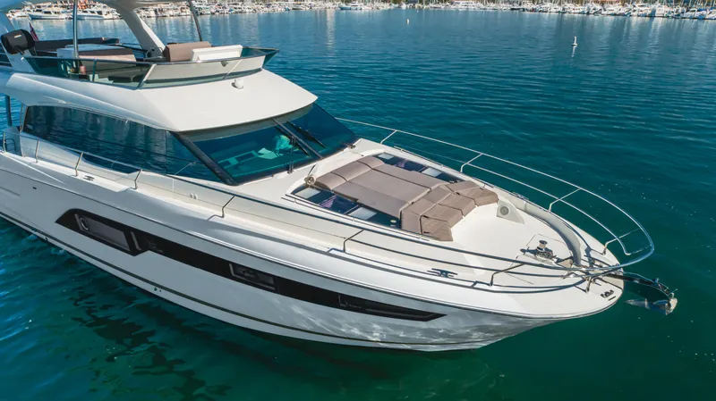 Seaduction Yacht Photos Pics 2018 Prestige 630 yacht on calm blue water.