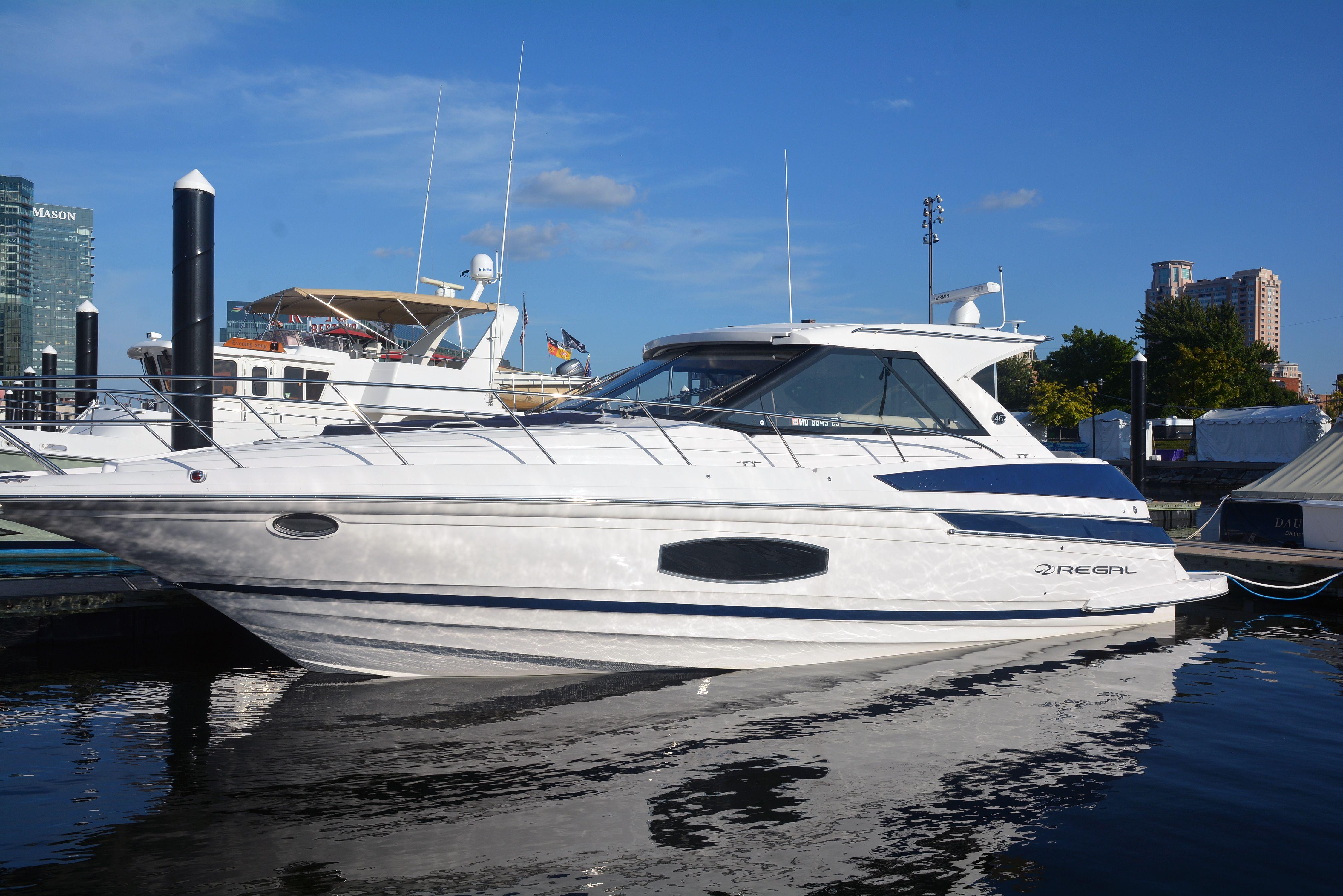 2018 Regal 46 Sport Coupe Motor Yachts for sale - YachtWorld