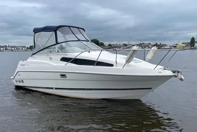 1998 Bayliner 2355 Ciera