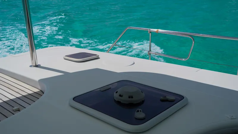 El Cano II Yacht Photos Pics 