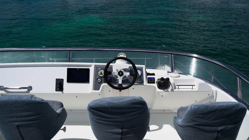 El Cano II Yacht Photos Pics 