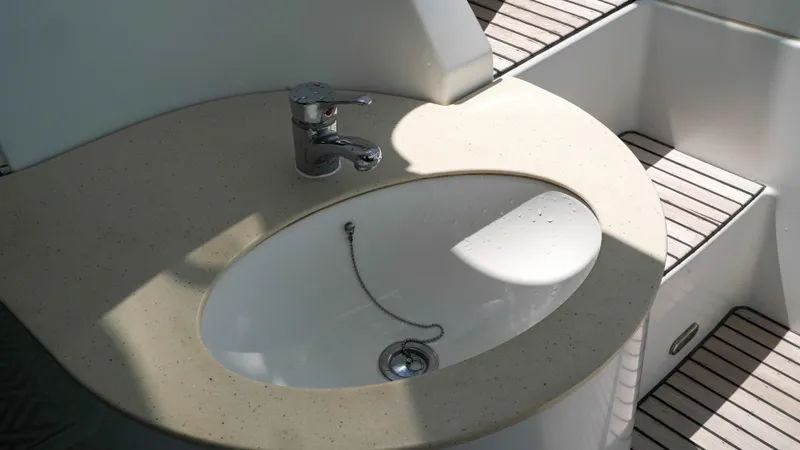 El Cano II Yacht Photos Pics 