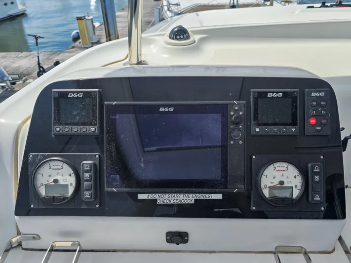 Le Tigre Yacht Photos Pics Control panel of a 2019 Lagoon 42 catamaran with B&G navigation instruments.