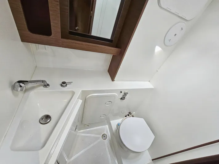 Le Tigre Yacht Photos Pics 