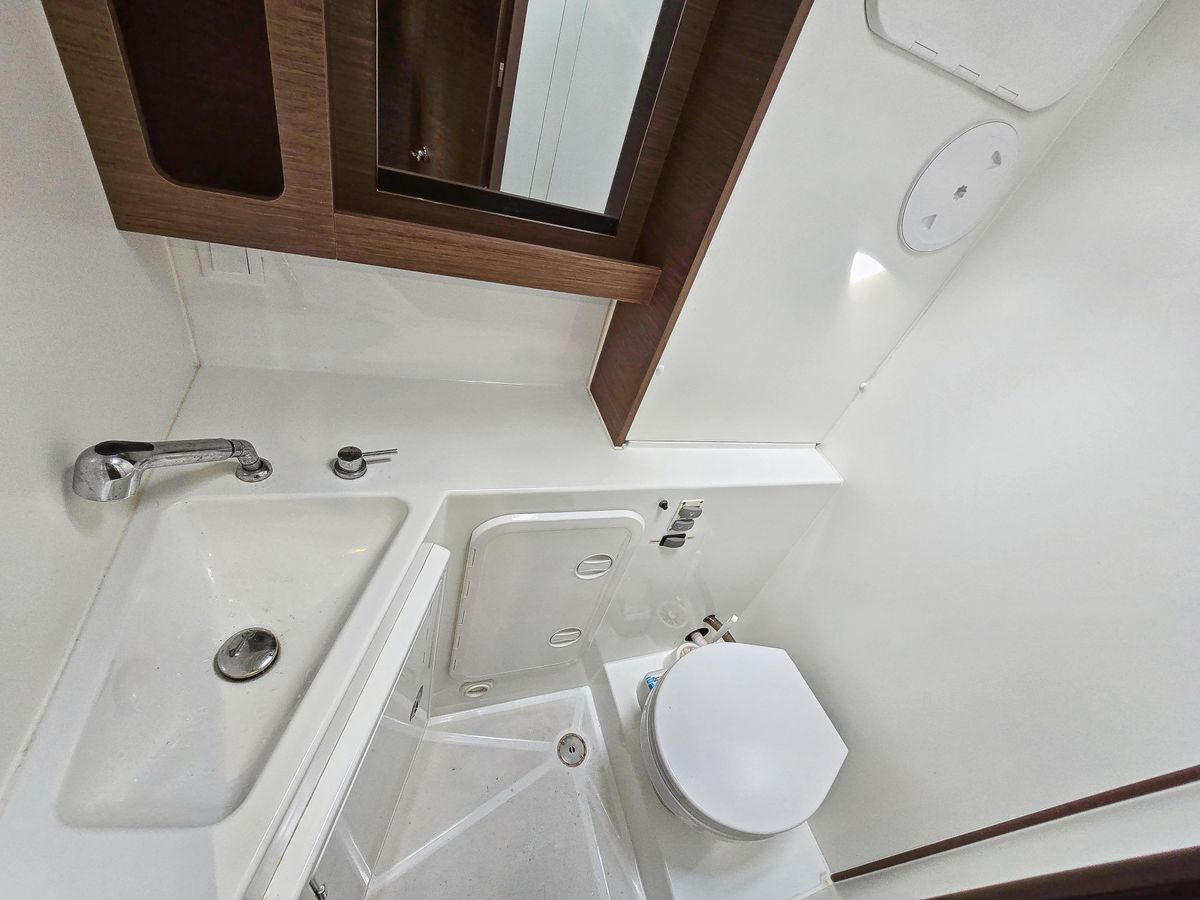 2019 Lagoon 42 